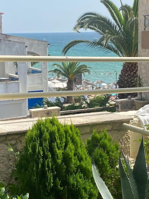 Frenki Apartment By The Sea Сиври Экстерьер фото